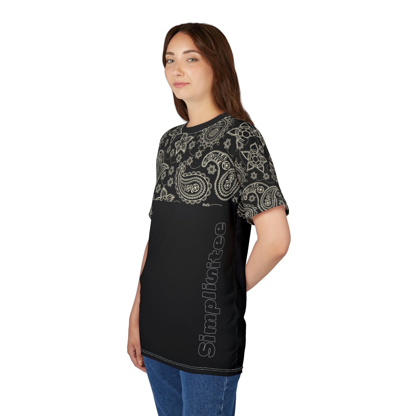 Simplisitee - Elegant Paisley Unisex Tee - Stylish Cut & Sew Design for Casual Outings